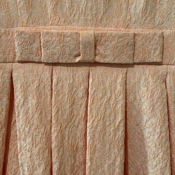 Tailored Pleated Midi Dress with Bow Detail - Picture 3 of 7